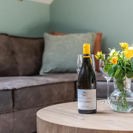 Dwie Sosny Junoszyno