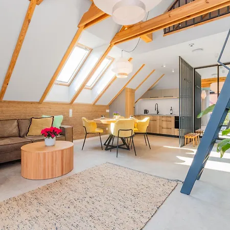 アパート Dwie Sosny Junoszyno